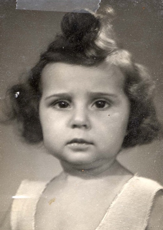 15 May 1941 | A Yugoslavian (Bosnian) Jewish girl, Leah Miriam Brainer, was born in Tuzla. In 1943 she was deported to #Auschwitz and murdered in a gas chamber.