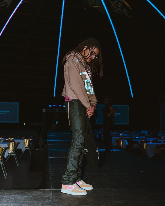 I found you on        Instagram                                                  I found you on     