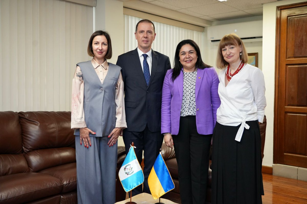 🇬🇹🇺🇦 | Director General del Departamento de las Américas de la Cancillería de Ucrania realiza visita a Guatemala.

#NotaDePrensa 🔗 prensa.gob.gt/comunicado/dir…