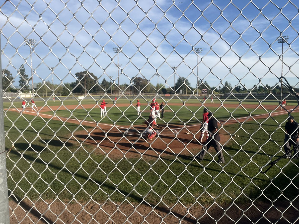7 p.m. start in Union City as No. 9 @JLAthletics faces off with No. 8 @MVHS_Baseball17 in the first round of the @CIFNCS Division I playoffs @DarrenSabedra @joseph_dycus @GReeves23 @leftwich @JensenPhil Follow this thread for live updates: