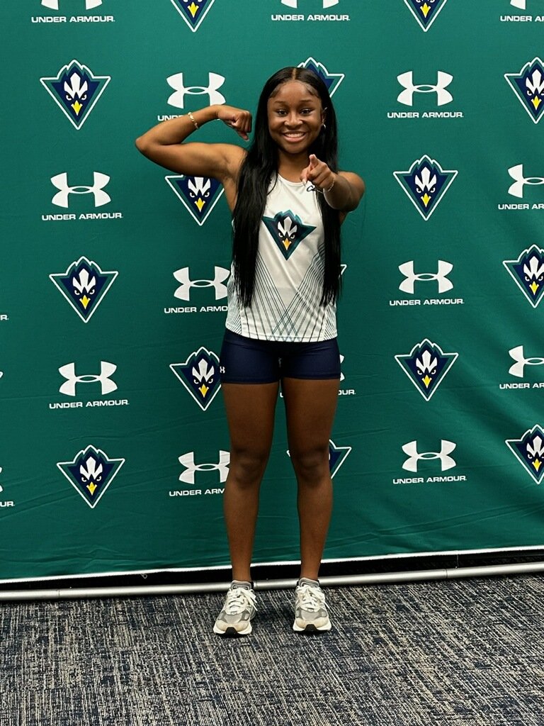 Congratulations to Timira Hoggard on her visit to UNC Wilmington University today! Scholarship $$$$$ LOADING! SAME PRIME TIME, SAME PRIME CHANNEL!