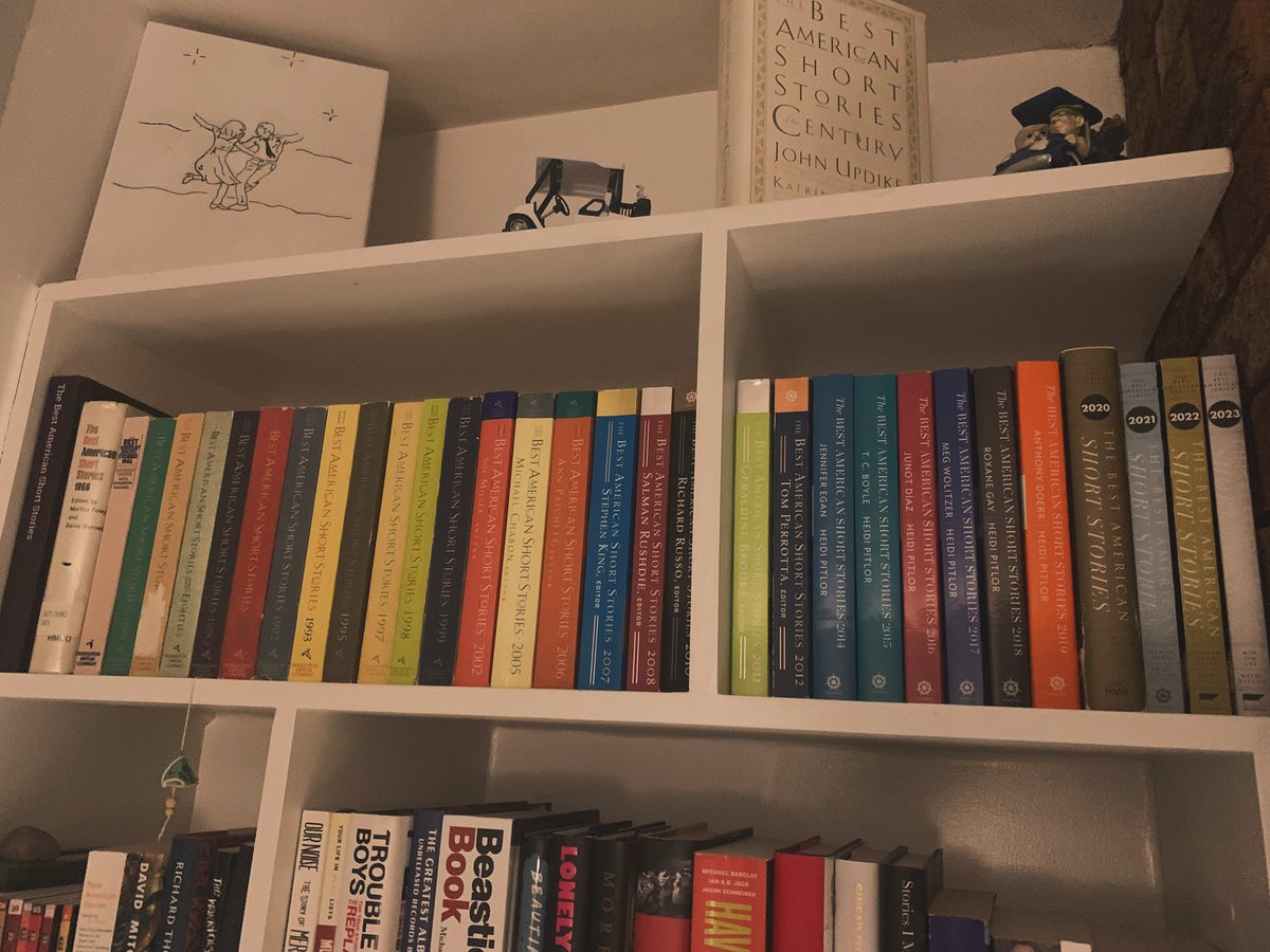 alarob66's tweet photo. I could randomly pull one of these books from my Best American Short Stories collection and the odds are really good that there would be an Alice Munro story included. https://t.co/uGW77w845t