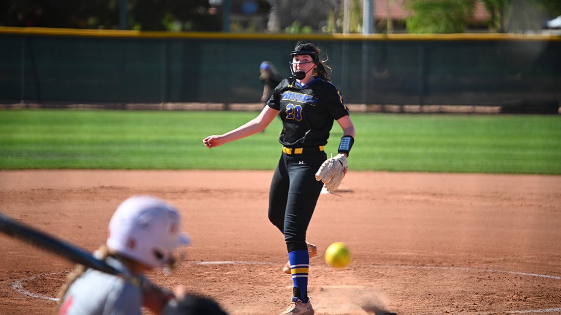 Embry-Riddle took the NAIA's #5 team to extra innings, but a walk off sacrifice fly in the bottom of the 8th gave the Lady Owls of Oregon Tech the 4-3 win over the Eagles at Stilwell Stadium on Tuesday afternoon.  eraueagles.com/sports/sball/2…