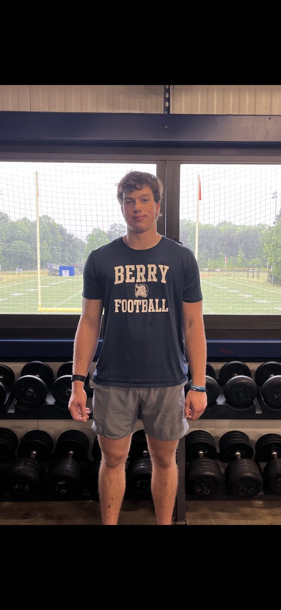 Welcome back Will! 2022 SLCA grad Will Johnson was a football and lacrosse standout for the Eagles. Now a LB for Berry College football…