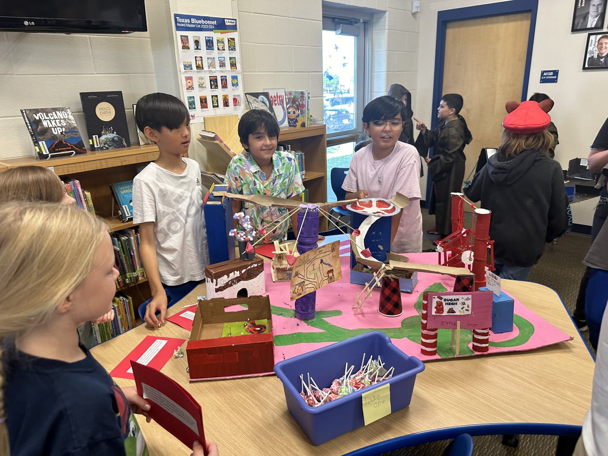 Tonight  was my GT Showcase Night! These Franklin Scholars did such an AMAZING job! I am so proud of them! My teacher ❤️ is so happy! <a href="/NISDFranklinES/">Kay Franklin ES</a> <a href="/NISDGTAA/">NISD GT & AA</a>