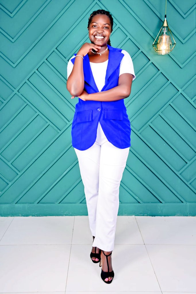 VuukaFM's tweet image. #VuukaVuchee Kugasizi, oh Yahova. Koveeye amagondi gogo. Amen! Ni #WCW, avakari vavuuki @VuukaFM @SVieliza @_angymma WhatsApp 0705111444. SMS 22942 @vihendaEdith1 @Alumasajackson1 @likuyidaniel37 @AvuyaOdondi

#UmwoyoGwuMurogori