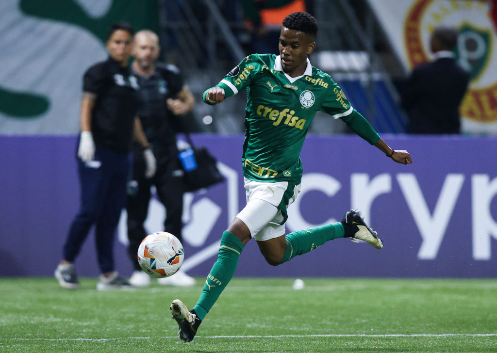 🚨🔵 Chelsea have prepared an improved proposal to be sent to Palmeiras for Willian Estêvão after personal terms agreed last week.

Bayern have not moved in terms of proposals or bids so far, Chelsea feel in control of the situation on player side.

Negotiations to advance soon.