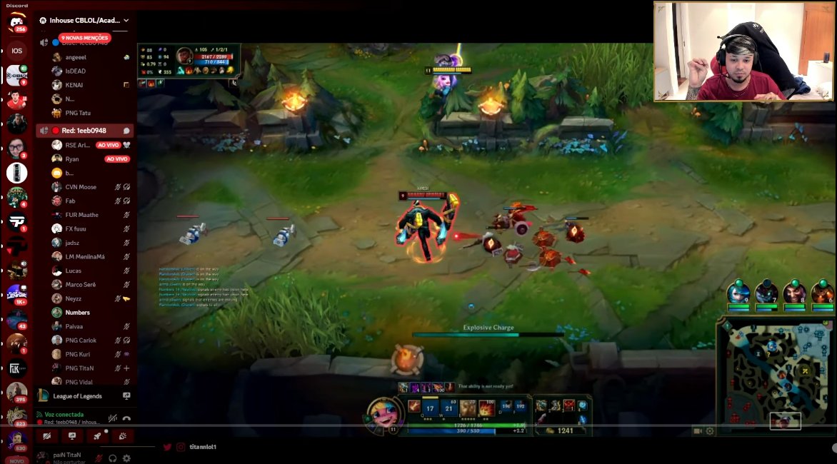 🚨TITAN ASSISTE BRTT JOGANDO INHOUSE 🚨
<a href="/titanlolOficial/">paiN TitaN</a> Além de ver <a href="/brttOficial/">Felipe Gonçalves</a> jogando ainda comentou sobre a sensação nostalgica de ve-lo jogar. 
"Vai falar que não vai dar uma nostalgia aqui é brincadeira". Confira o vídeo completo no primeiro comentário.