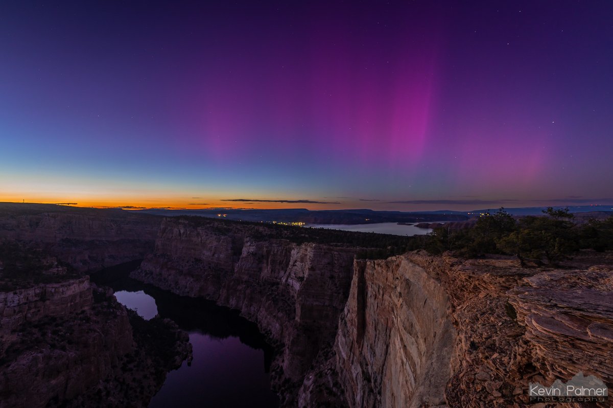 It was 53 minutes after sunset when aurora pillars first became visible Friday. I wonder what the record is?