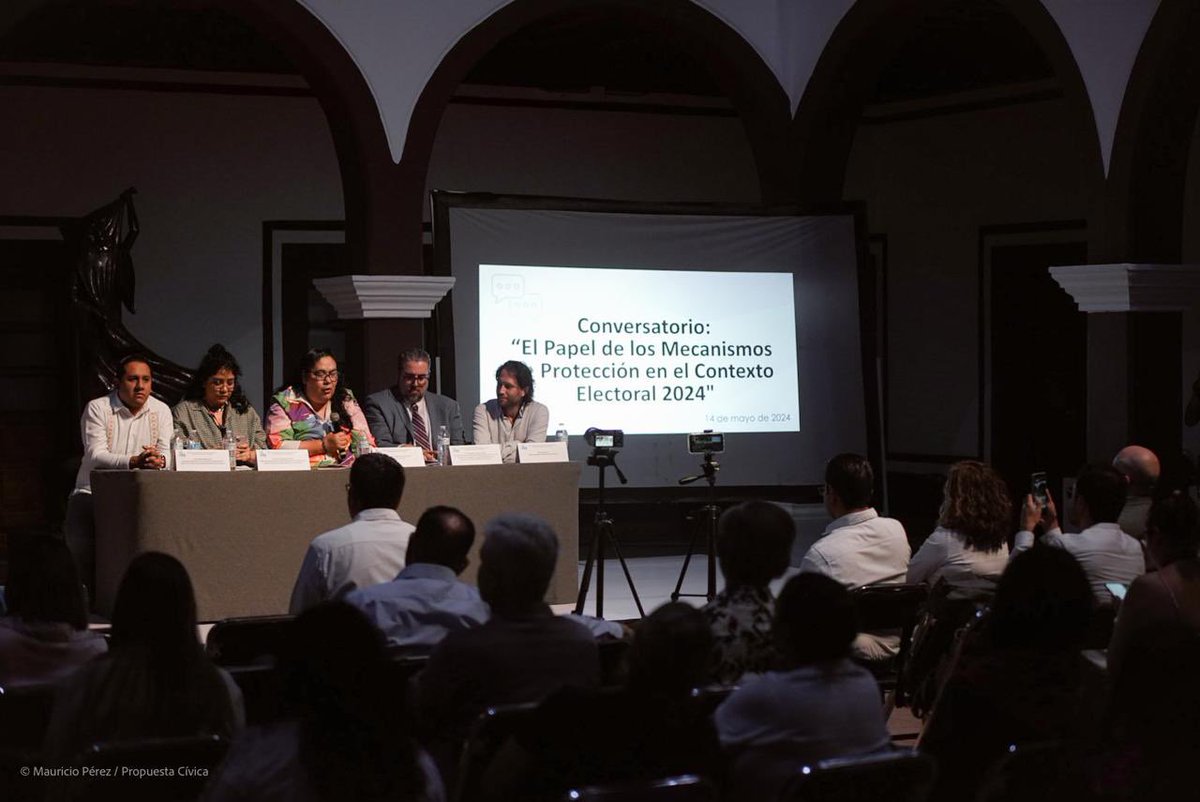 En el marco del séptimo aniversario luctuoso de Javier Valdez, representantes de los Mecanismos de Protección de #Sinaloa, #Veracruz y #EdoMéx dialogan sobre acciones de vinculación preventivas y reactivas ante la violencia contra personas defensoras y periodistas en México.