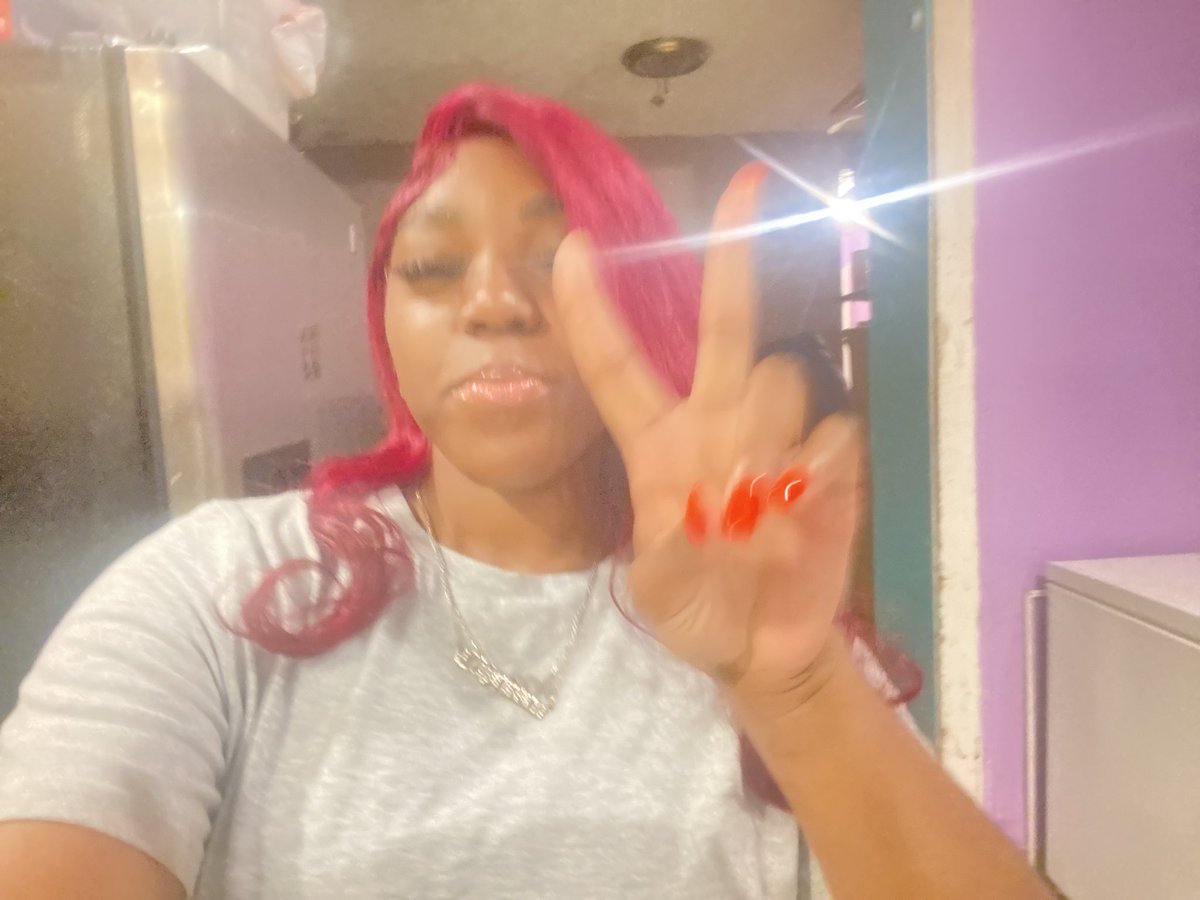 theyluvviphii's tweet photo. #fuckinsta #twitterbetter๐๐ https://t.co/hiEIgyMtTE