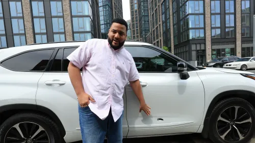 A solution for everything. 'A Bronx livery cab passenger refusing to pay a $17 fare jumped out of the moving vehicle&fired 5 shots at the driver in a caught-on-video attack.'I'm still afraid,so I'm home,'driver Eufelix Jiminian,26,said of the clash. 'I’m not going out.'