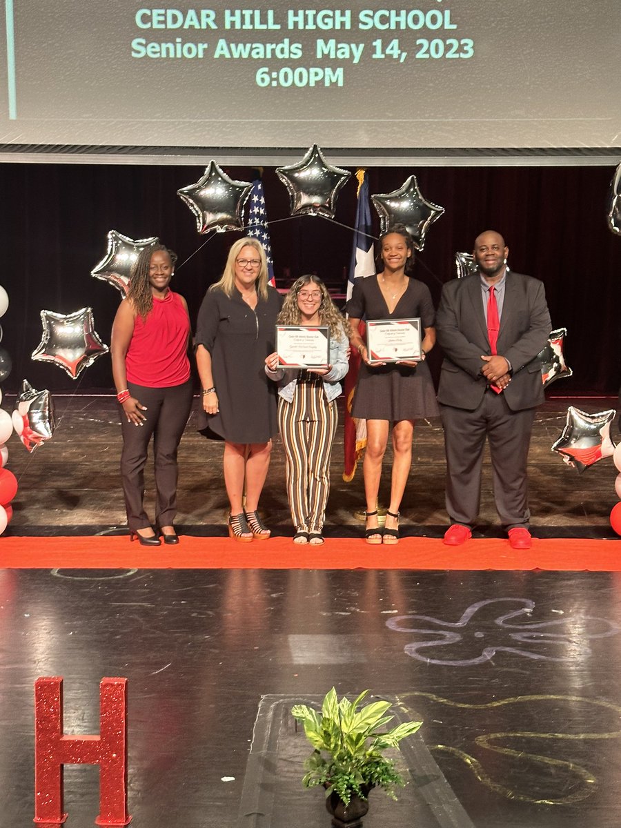 Congratulations to our Academic All State recipients, Longhorn Leaders receiving their patches, Scholar Athletes of the Year &amp; Athletics Booster Club Scholarship recipients #TTHL <a href="/RecruitTheHill1/">Recruit The Hill</a> <a href="/ch_hsvolleyball/">Cedar Hill HS Volleyball</a> <a href="/TheHillTTHLFB/">Cedar Hill FBTTHL</a> <a href="/geraldhudson/">Dr. Gerald B. Hudson</a> <a href="/cedarhillisd/">Cedar Hill ISD</a>