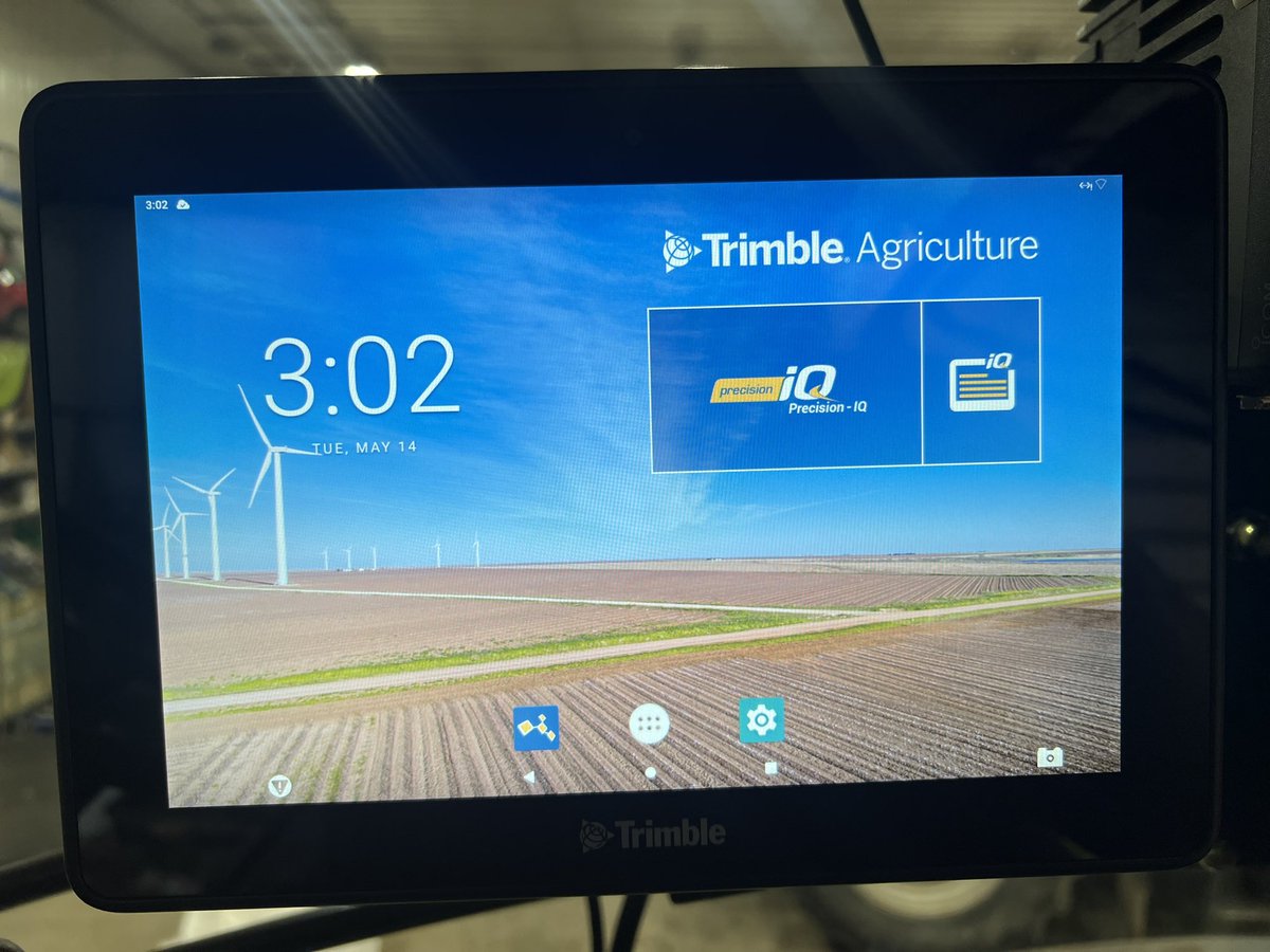 Rain days and steering installs go hand in hand. Another Trimble GFX-1060 with Ez-Pilot Pro ready to roll for the season. With the NAV-900 receiver running Centerpoint RTX Fast for premium accuracy.