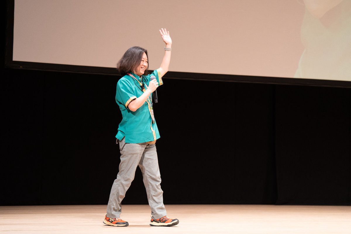Yuryu's tweet image. 開会〜 キーノートで変なコードの話を聞いてる... すごすぎる #rubykaigi #rubykaigia