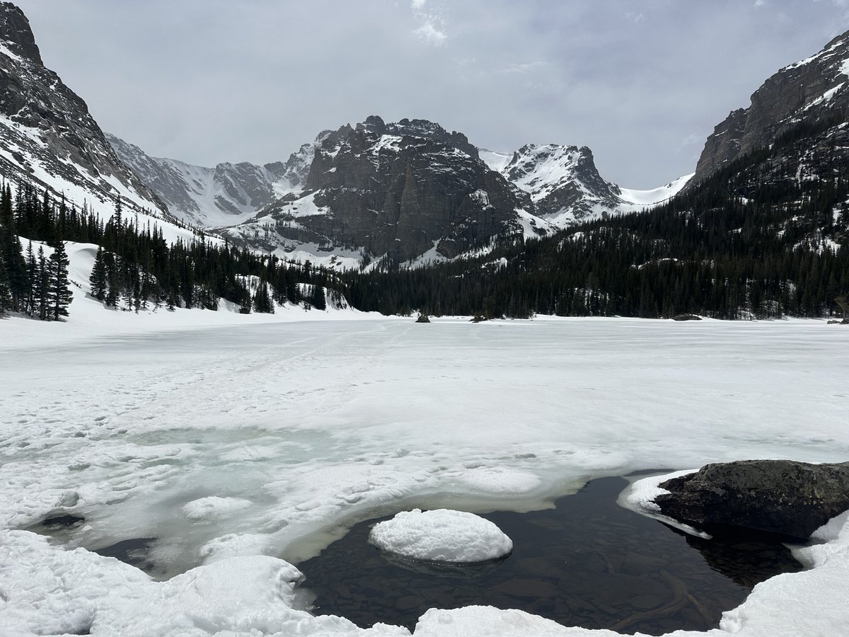 Beautiful snow hike in Rocky Mountain National Park today, past Alberta Falls to the Loch.