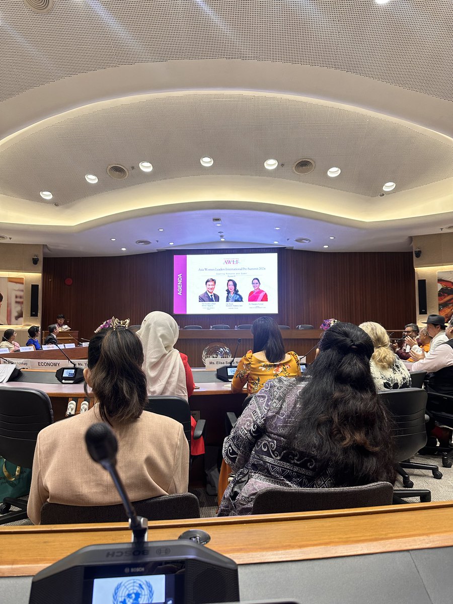 Full house of Asia women leaders and supporters in the UNCC for this meeting of Contributing to the maintenance of sustainable international peace, next generation education, the global environment and the formation of virtuous cycle of economy and society.