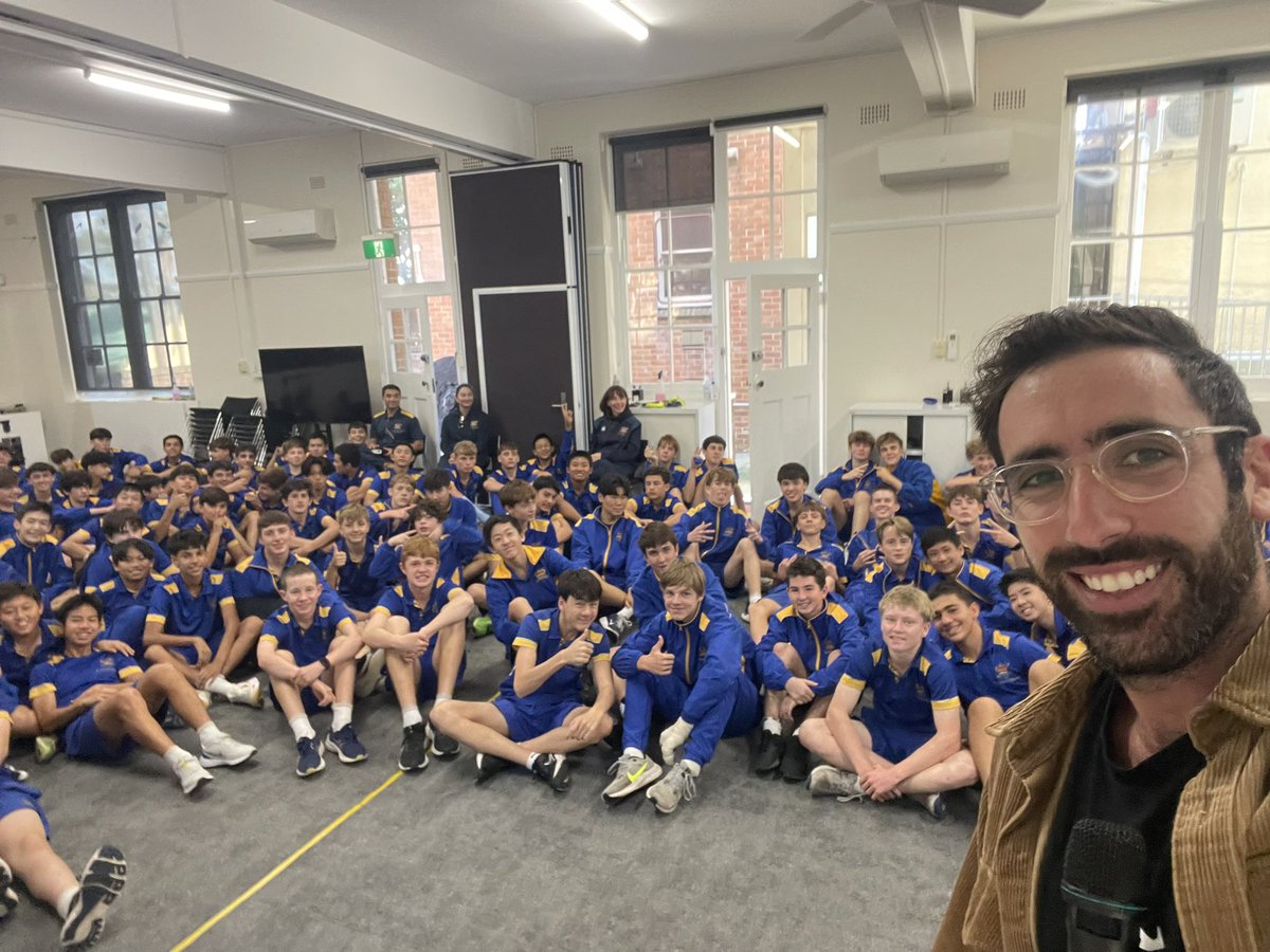 There’s nothing I love more than getting the chance to chat with teenage boys about what’s going on in their lives. They never cease to amaze me when you provide a non judgemental space they have such deep insights into the state of men & masculinities. This is the good shit!