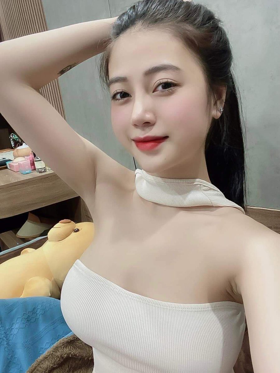 leroy84709's tweet photo. Mặt thì non nhưng kinh nghiệm làm tình của em giỏi lắm đấy https://t.co/F1qIro1JKu