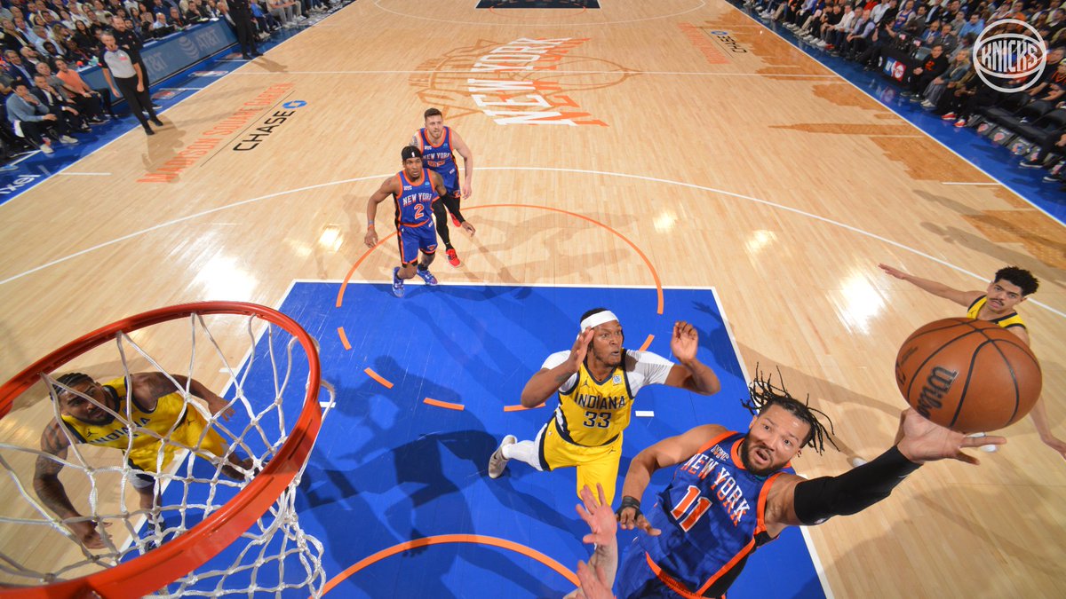 BRUNSON 40-PIECE 😤

Jalen Brunson exploded for 44 points as the New York Knicks closed in towards the Eastern Conference Finals thanks to a 121-91 Game 5 rout of the Indiana Pacers for a 3-2 series lead. 

#EverythingCounts #EveryonesGame #NBAPlayoffs

📸 New York Knicks