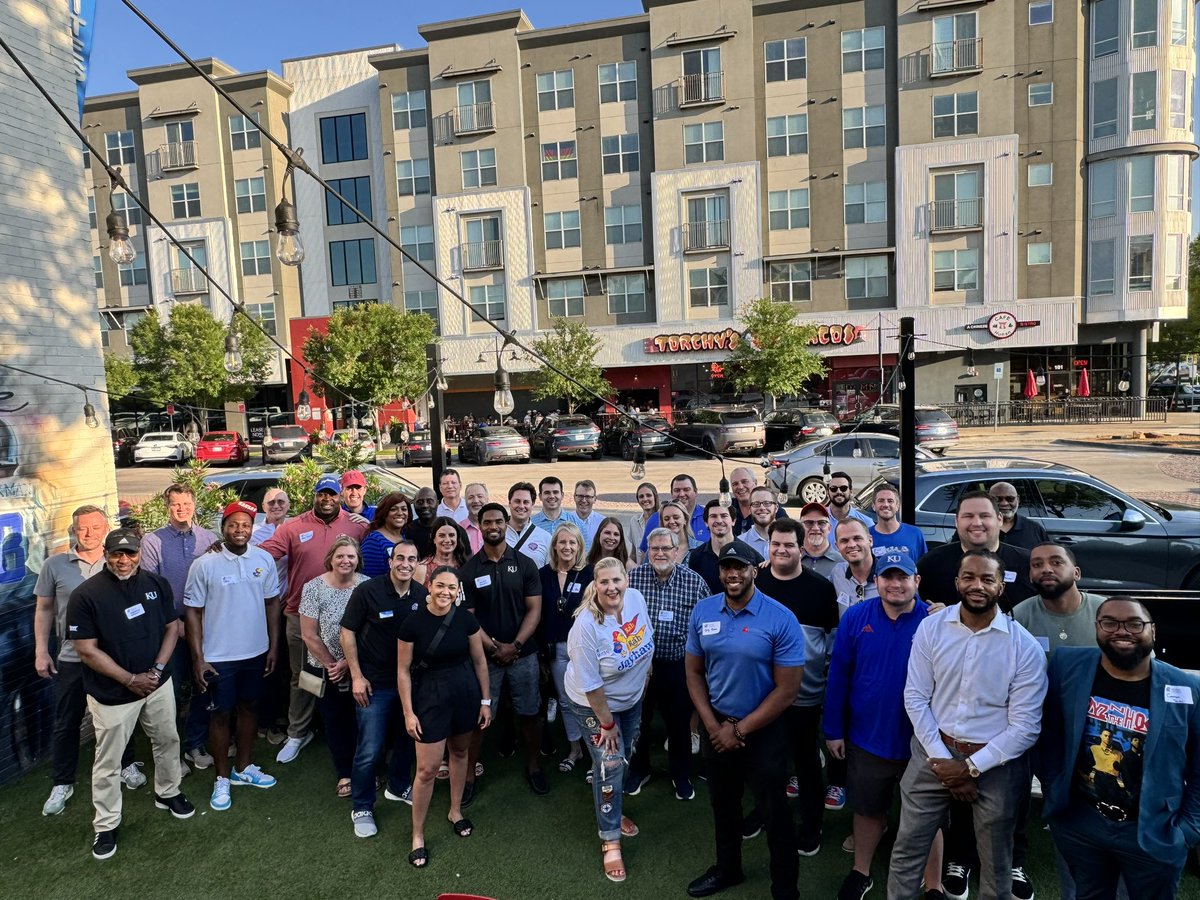 Expected nothing less than a massive turnout of Jayhawks in Dallas for the spring social! The momentum is real across the nation @KU_Football @kualumni
