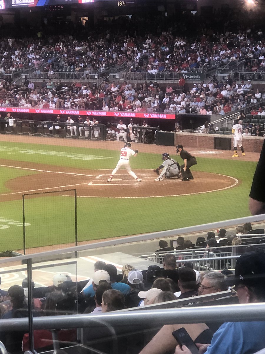 crazeerayzee's tweet photo. Chicago vs. Atlanta! ATL WINS!!!! The best tickets for sporting events are the tickets you get because your company is a sponsor! #Atlanta #AtlantaBraves #AtlantaBaseball #atlantabravesbaseball #chicago #chicagocubs https://t.co/GbpEjtyTzx