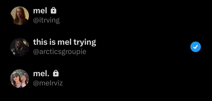 arcticsgroupie's tweet photo. mis tres personalidades peleándose entre sí para ver quien gana https://t.co/0gkNOmDuMI