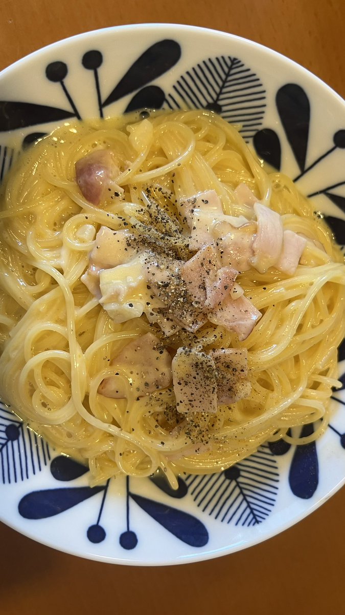チーズ2枚突っ込んだらとても美味しくなりました。
