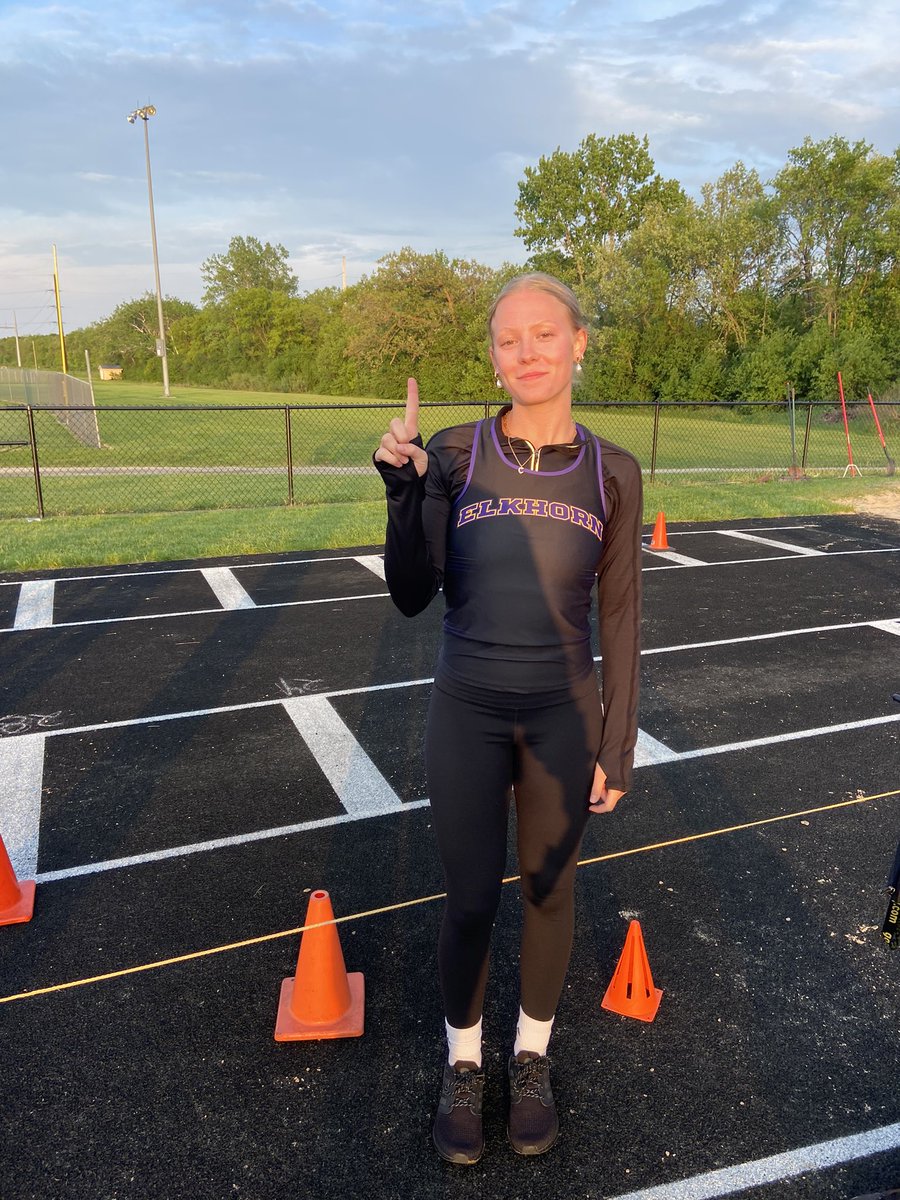 ThomasRLee1Herd's tweet image. Congratulations to Jenna Heindselman in claiming her 3rd straight SLC Championship in the high jump with a leap of 5’0” and by the way, she ran in 3 relays: 4 x 100 m (3rd place), 4 x 200 m (1st place) and 4 x 400 m (2nd place). #EAHSGO #1Herd