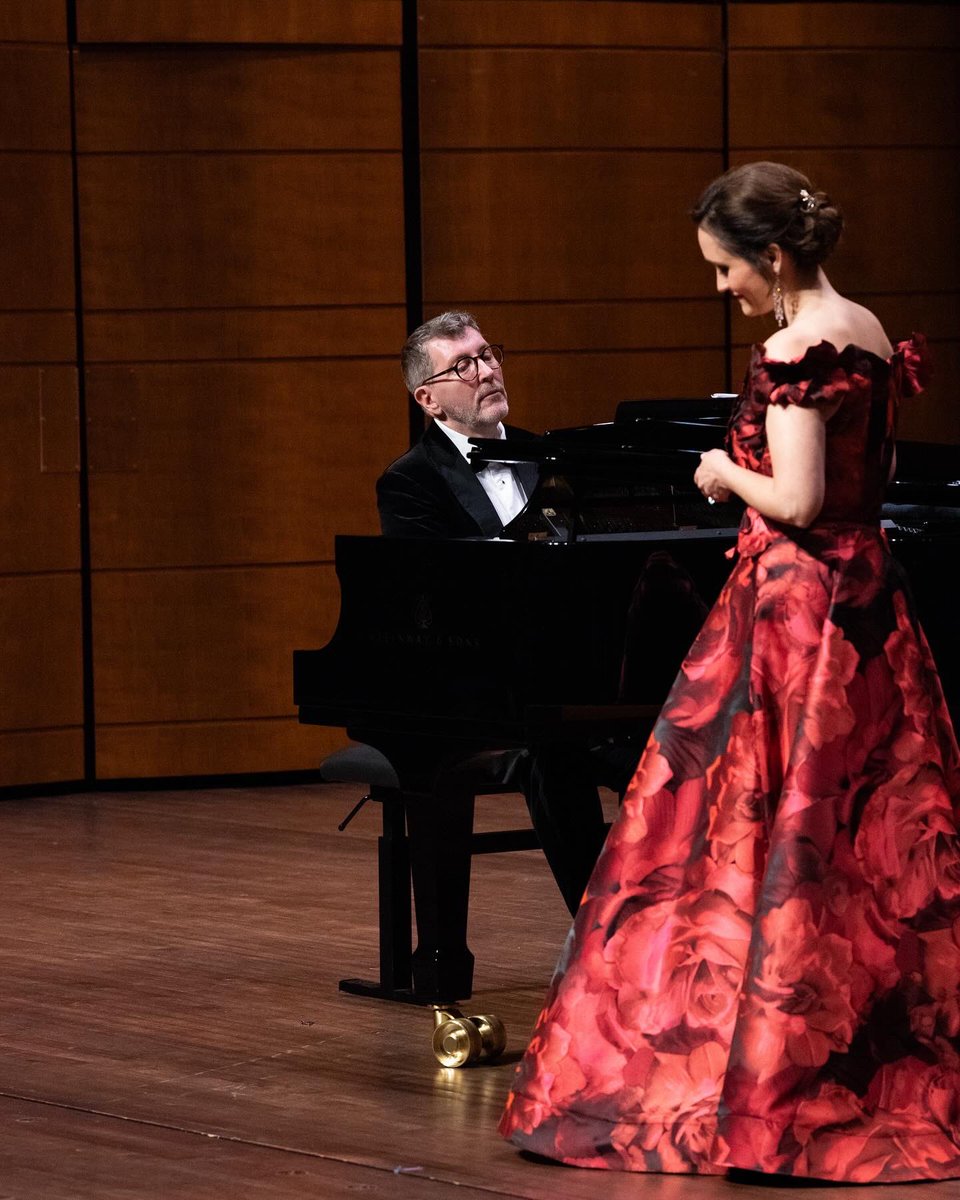 Last night at the @kencen ✨ I will cherish this for a long time. Thank you so much for being with us 🙏🌹@VocalArtsDC #geraldmartinmoore @RickyIanGordon @lennysstudio @OrchidClassics #RoseinBloom #HuitChansonsdeFleurs #WorldPremiere 👗 #alexteih 💎 @TamsenZ 📸 Courtney Ruckman