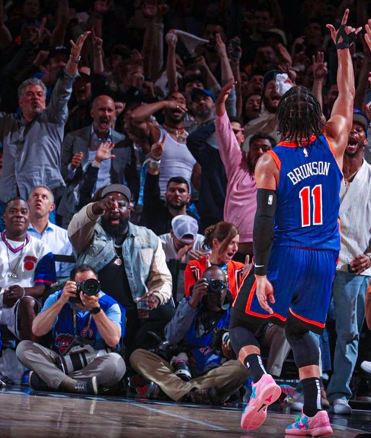The single best photo taken in the Knicks 2023-24 season.