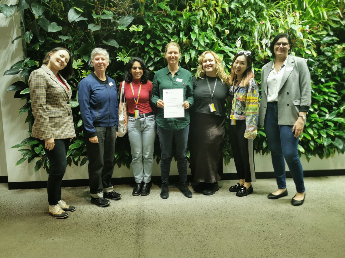 SSSHARC at Sydney (@sssharc) on Twitter photo Congratulations <a href="/Vic_Rawlings/">Vic Rawlings</a> to receive her Good Mentor Award and SSSHARC has such a pleasure to collaborate/work with you all the time. <a href="/ArtSS_Sydney/">Faculty of Arts and Social Sciences</a> <a href="/Sydney_Uni/">University of Sydney</a> #GoodMentorAward #collaboration Congratulations <a href="/Vic_Rawlings/">Vic Rawlings</a> to receive her Good Mentor Award and SSSHARC has such a pleasure to collaborate/work with you all the time. <a href="/ArtSS_Sydney/">Faculty of Arts and Social Sciences</a> <a href="/Sydney_Uni/">University of Sydney</a> #GoodMentorAward #collaboration