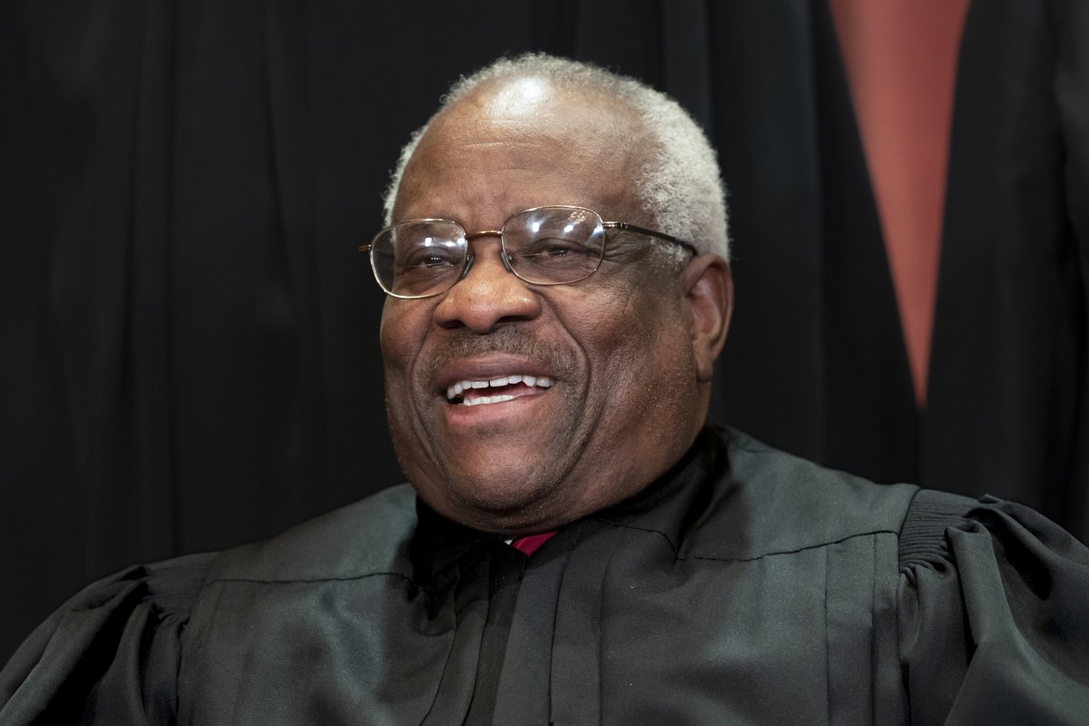 Clarence Thomas says, Trump is innocent and is being politically persecuted. Raise your hand '✋' if you agree with Clarence Thomas.
