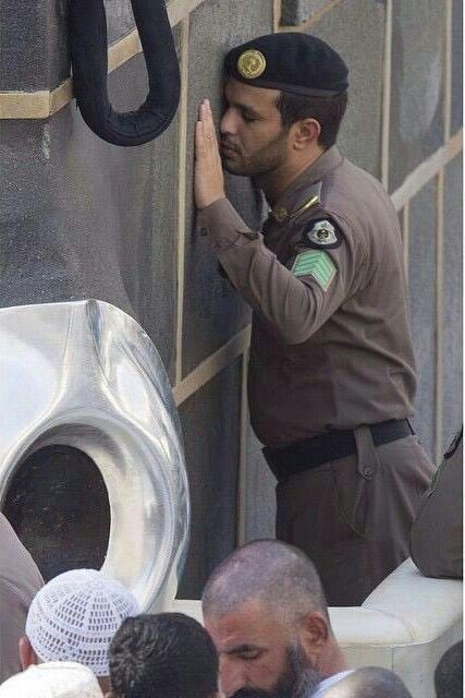 صبر کریں وہی ملے گا جس 
کیلئے آپ کو آزمایا جا رہا ہے.
بیشک!
✨❤️
۔
اسلام علیکم!
صبح بخیر!