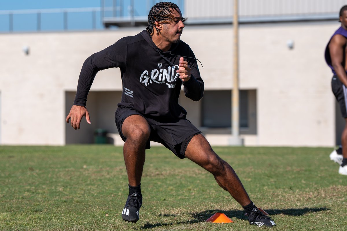 324Sports (@324sports_) on Twitter photo Today was AMAZING! I had the opportunity to watch Donnie Baggs <a href="/DonnieBaggs_/">#HCville</a> demonstrate and teach 🔥 Thank you for the invite!!
<a href="/Akilgore__/">Alexander Kilgore</a> <a href="/NigelDionHill/">Nigel Hill</a> <a href="/JSample27/">Jordan Sample⚠️</a> <a href="/KalebBlanton3/">Kaleb “KB” Blanton</a> <a href="/Daymionsanford/">Daymion Sanford</a> <a href="/DonnieBaggs_/">#HCville</a> Today was AMAZING! I had the opportunity to watch Donnie Baggs <a href="/DonnieBaggs_/">#HCville</a> demonstrate and teach 🔥 Thank you for the invite!!
<a href="/Akilgore__/">Alexander Kilgore</a> <a href="/NigelDionHill/">Nigel Hill</a> <a href="/JSample27/">Jordan Sample⚠️</a> <a href="/KalebBlanton3/">Kaleb “KB” Blanton</a> <a href="/Daymionsanford/">Daymion Sanford</a> <a href="/DonnieBaggs_/">#HCville</a>