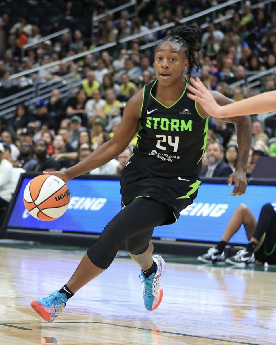 Jewell Loyd debuts her new Nike G.T. Cut 3 PE for WNBA opening