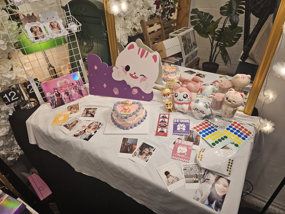 규야☀️의 생일을 축하하며
너무 예쁘고 귀엽게 꾸며져있고.. 규라미들 너무 귀여워🥹🥹 #ohmysunshine