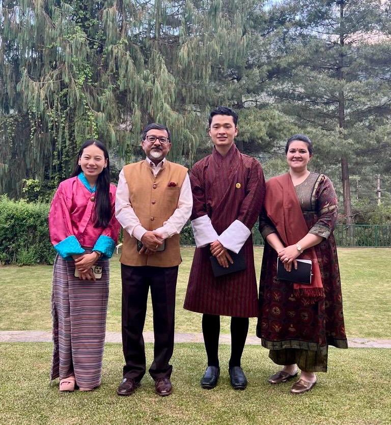 Amb @SudhakarDalela met two Bhutanese diplomats who have returned after completing training @SSIFS_MEA with IFS Officer Trainees of 2023 batch. 

Delighted to hear about their enriching experience. Wishing them the very best and every success in their journey as a diplomat.
