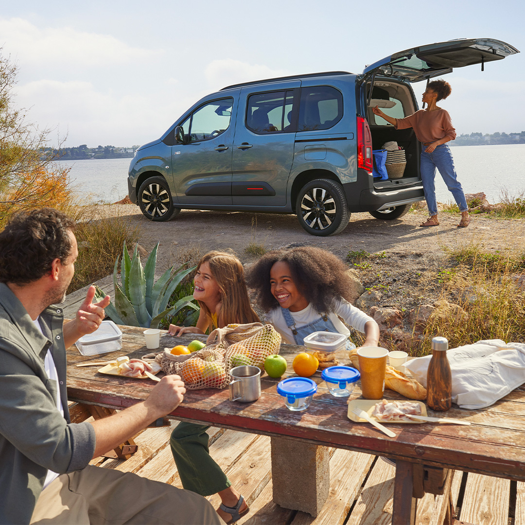 Het is Internationale Familiedag! Wat is jouw leukste/grappigste/meest dierbare herinnering met je familie in een Citroën? 💤