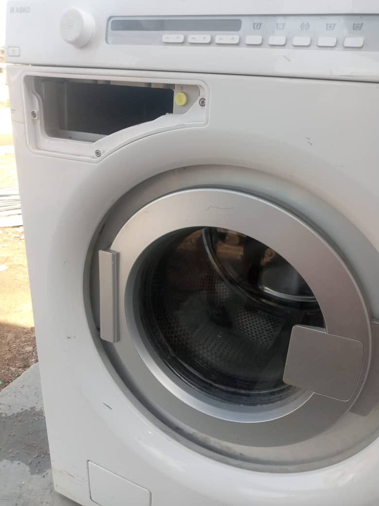 Ark Cleaning Services tweet media