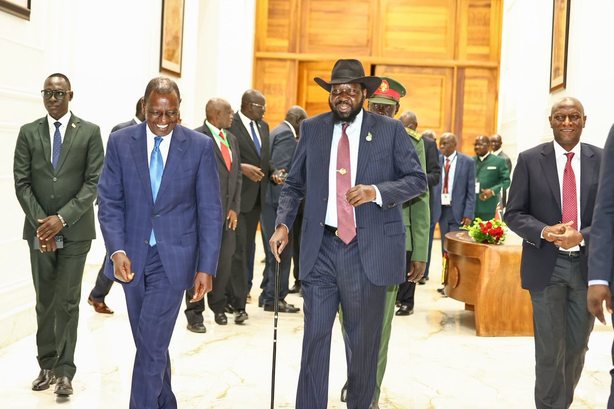 AkolMiyenKuol's tweet photo. Together for peace in #SouthSudan. #Kenya #NairobiPeaceTalks https://t.co/dMRMre6ycC