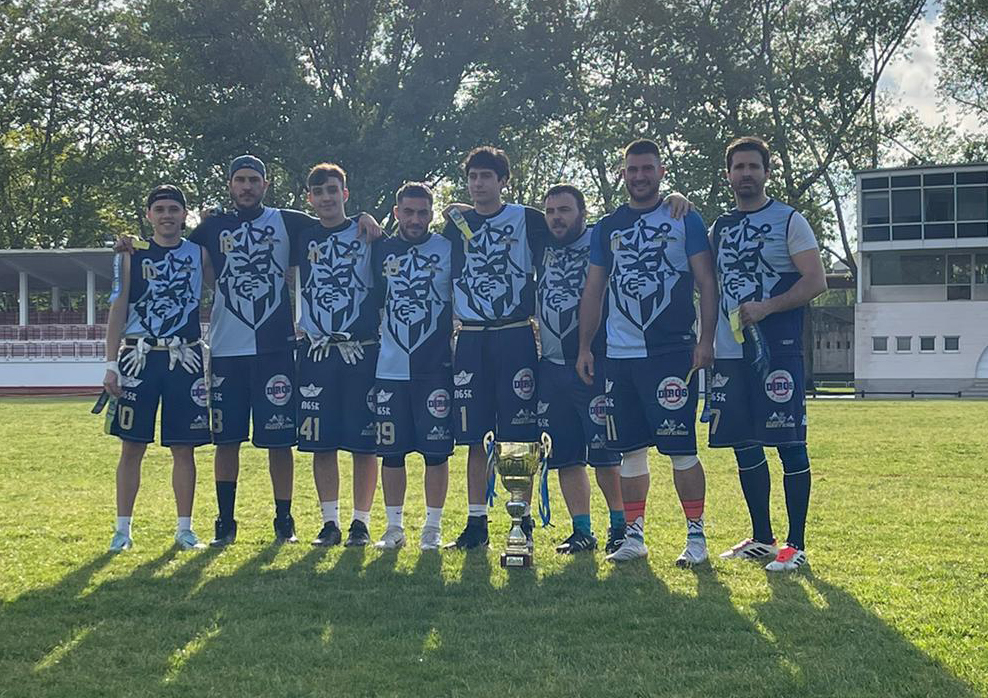 📰 "Gijón Norteños vuelve a ser el rey en el Flag Football del norte"

adrisanhawks.com/gijon-nortenos…

📝 <a href="/VCalle4/">Víctor Ca11e</a> 
📸 <a href="/FEFAPAst/">FEFAPA</a>