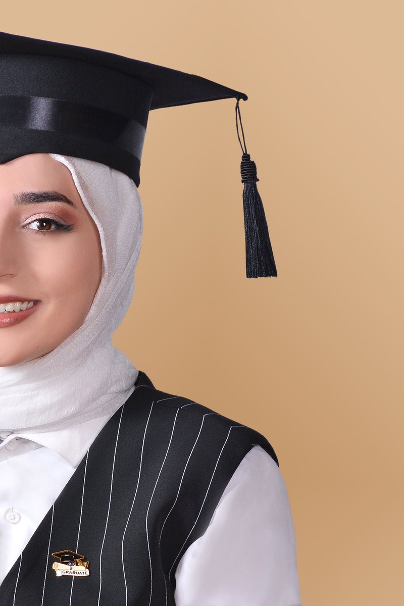 ألسنا احقَ بقلبً سعيد 🤍🎓.
#graduation2024