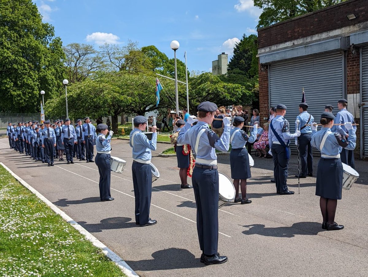 Biggin Hill ATC marked their 60th anniversary with a grand parade & church service at St George’s RAF Chapel. The Mayor commended the volunteers & young people taking part for keeping alive the memory of those who were based at Biggin Hill during World War Two. #ProudOfBromley