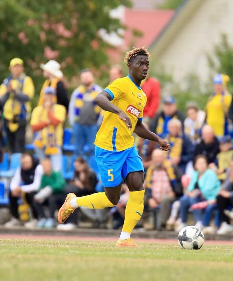 TRANSFER | Lens, Bate Borisov forması giyen 20 yaşındaki Sidi Bane’yi kadrosuna katmak üzere. (via FM)