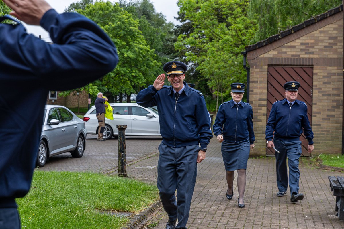 RAF_Cosford's tweet photo. Yesterday, we welcomed Air Commodore Portlock to RAF Cosford. 

@RoyalAirForce

🔗 Click for more 
https://t.co/g3lhC0XnmM https://t.co/sg54zKULST