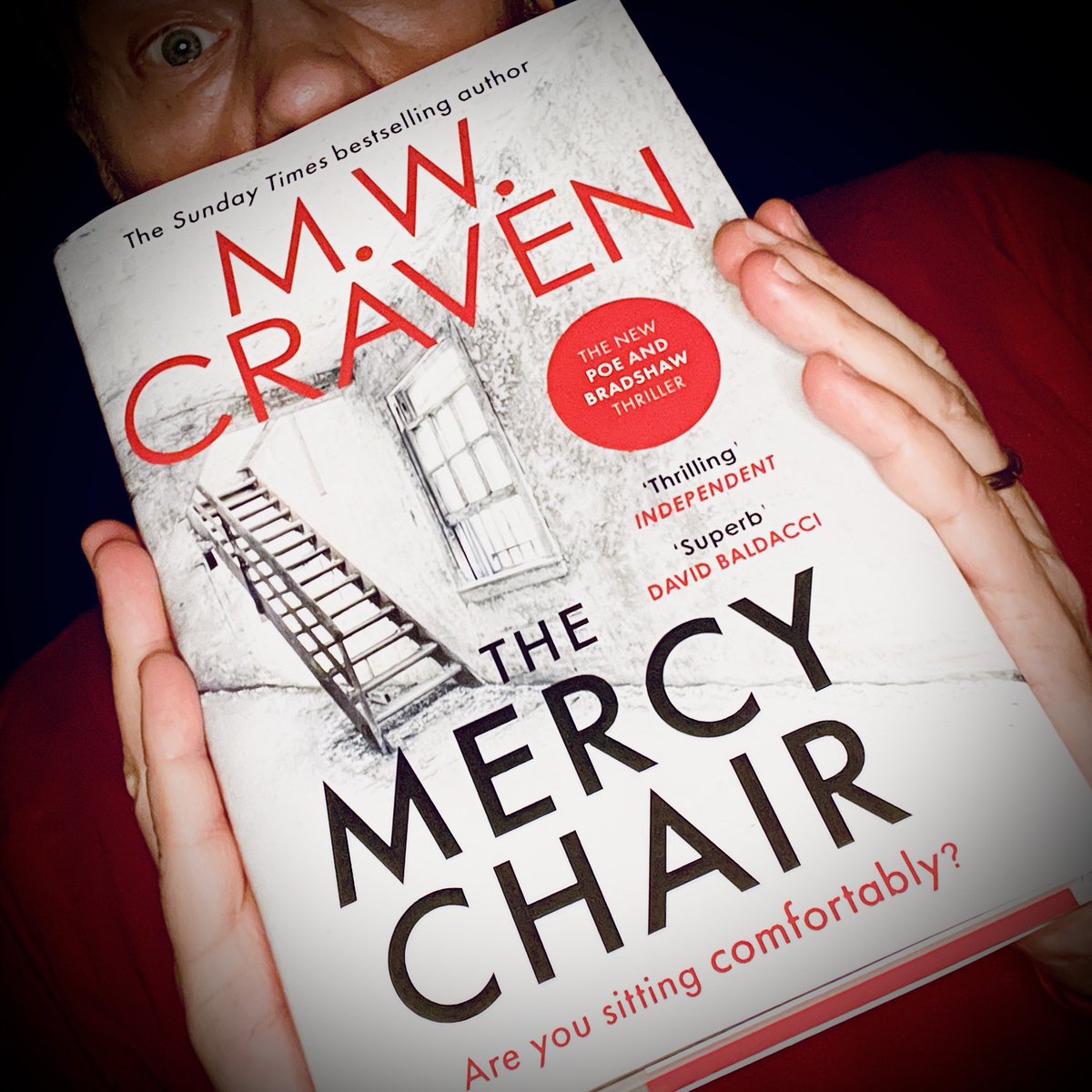 Book Poe-st! (See what I did there?) Huge thanks to @BethWright26 @LittleBrownUK for my copy of #TheMercyChair by @MWCravenUK Out on 6th June and you can pre-order via my Linktree. instagram.com/p/C6-4oMksmlw/…