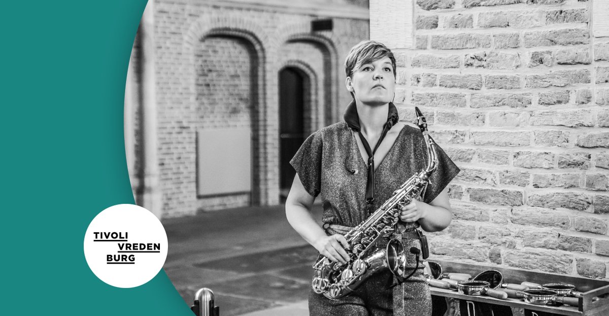 De Nederlandse saxofoniste/componiste Lotte Pen komt op vrijdag 6 december naar onze Club Nine! Pen is met haar invloeden uit pop, neoklassiek en filmmuziek een van de interessantste Nederlandse musici van dit moment. Tickets zijn direct in de verkoop via tiv.re/6declottepen-