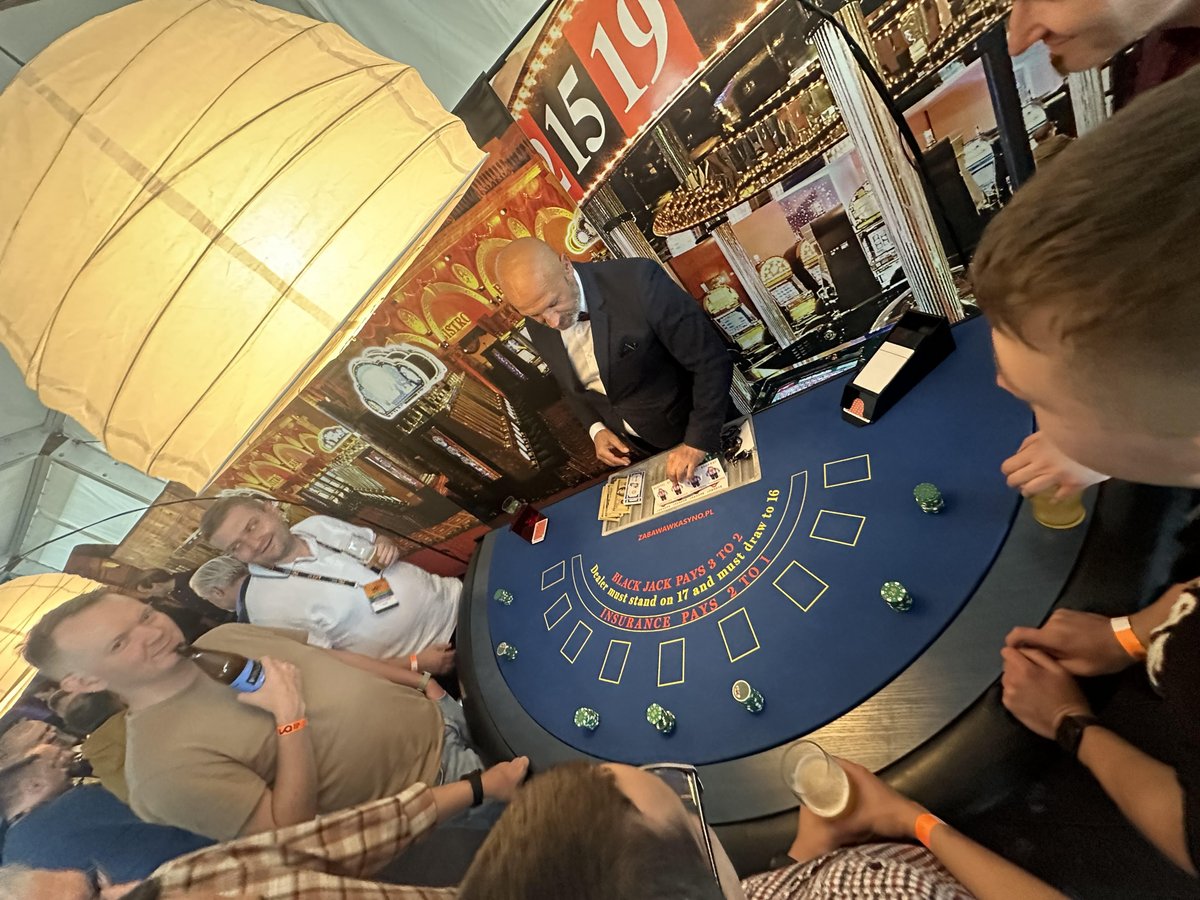 sqlday's tweet image. About LAST NIGHT...🌙💃🏻
This year the main attraction of the evening was SILENT DISCO 🎧and casino tables where you could play blackjack, poker or roulette ♠️
The best part - no real money involved!🍀
#SQLDay2024 #sqlday #DataCommunityPoland #datacommunity #wroclaw #poland