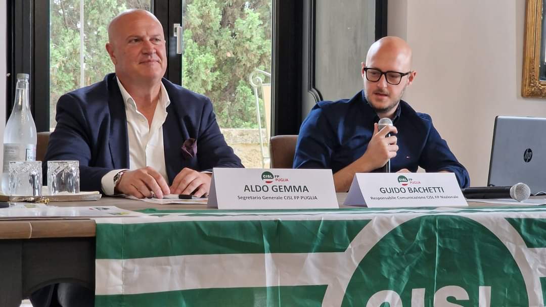 “Le nuove frontiere della comunicazione politica/sindacale” è il tema individuato dalla @CISLFPPUGLIA per la giornata formativa a Cellino San Marco (BR) alla quale interviene il nostro segretario generale @aldo_gemma @CislPuglia @cislfp